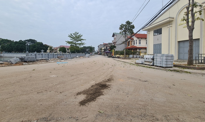 Bac Ninh: Con duong hon 12 ty chua day 1 km van nhech nhac-Hinh-12