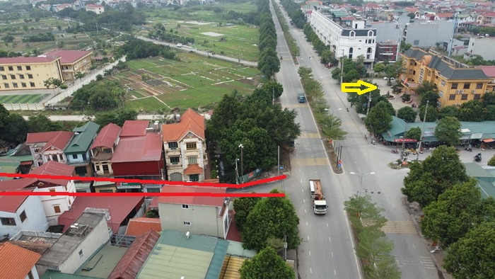 Bac Ninh: Con duong hon 12 ty chua day 1 km van nhech nhac