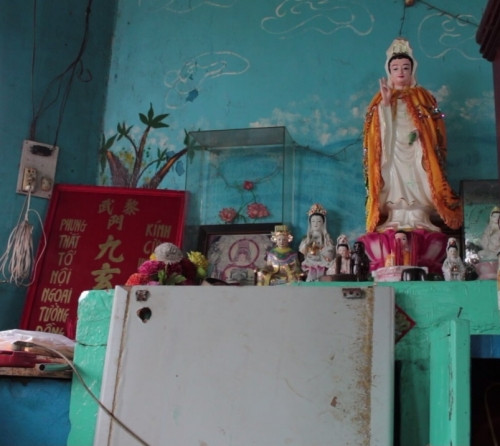 Nơi trú ngụ của Dung "ba Tàu" hơn 35 năm (ảnh Hà Nguyễn).