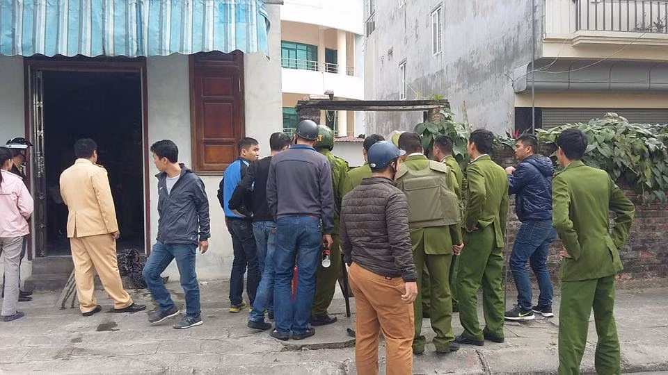 Hai Phong: Cong an no sung vay bat ke om binh gas co thu