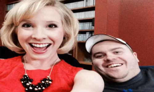 Nữ phóng viên Alison Parker và quay phim Adam Ward thiệt mạng trong vụ xả súng.