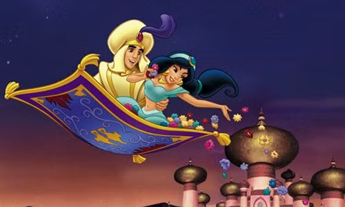 Ky thu cong chua meo tap bay tren tam tham