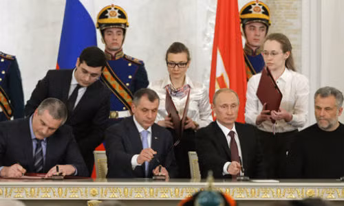 Chuyen gia My: Phuong Tay nhan thuc lai viec Ukraine mat Crimea