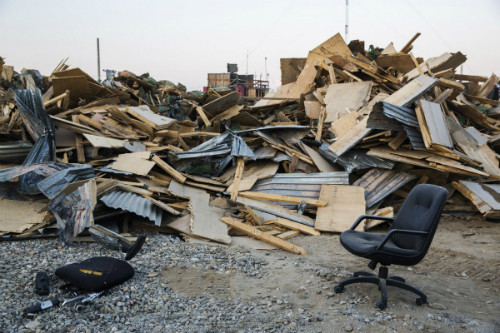 Một phần những gì còn sót lại sau khi những khu nhà tạm bị phá dỡ.