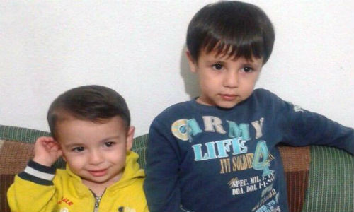 Tho Nhi Ky bat 4 nghi can vu em be Syria chet duoi