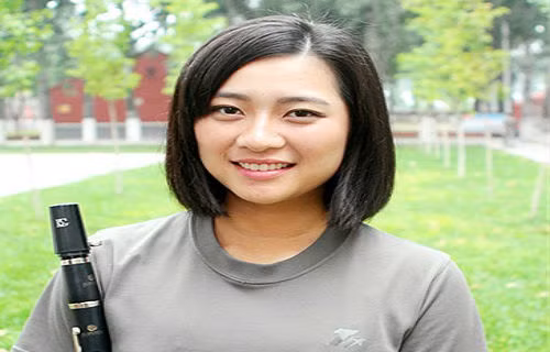 Theo Hoàn Cầu thời báo, đa phần các binh sỹ quân nhạc đều có tuổi đời khá trẻ