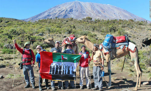 Hành trình chinh phục núi Kilimanjaro bằng lạc đà là trải nghiệm tuyệt vời và không thể nào quên đối với Majrin và những người bạn đồng hành.