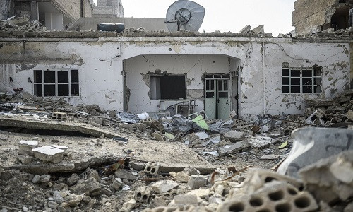 Hình ảnh đống đổ vỡ sau các cuộc đụng độ trên đường phố Kobane.