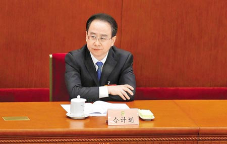 Lenh Ke Hoach co 27 nhan tinh, 5 con ngoai gia thu