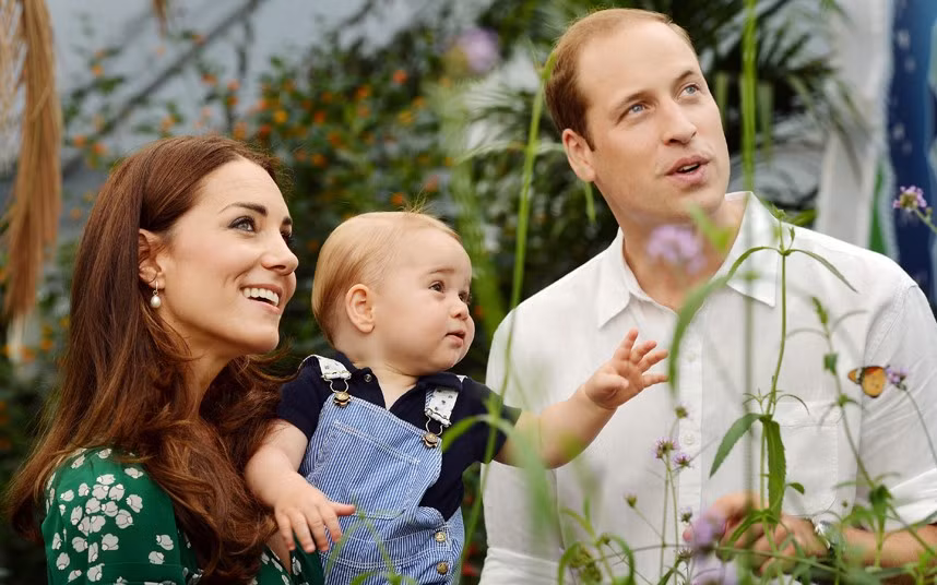 Bo anh dang yeu cua Hoang tu nhi nuoc Anh