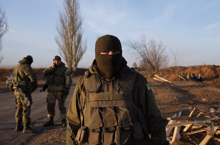 Mot ngay voi linh Ukraine o chien tuyen Shirokino, gan Mariupol