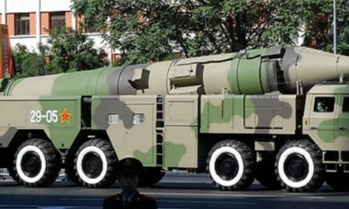 Nhat dung chieu gay ong dap lung ong tri Trung Quoc