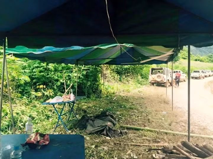 Hien truong vu truc thang Lao roi, 23 nguoi thiet mang-Hinh-5