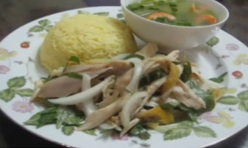 Mach ban cach lam mon com ga Tam Ky ngon tuyet