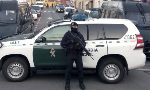 Tay Ban Nha pha vo duong day tuyen gai cho phien quan IS