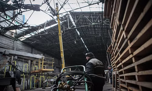 Donetsk rung chuyen vi ... thuoc no nha may hoa chat