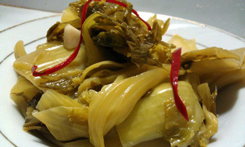 Cach lam mon dua cai muoi don gian ma cuc ngon