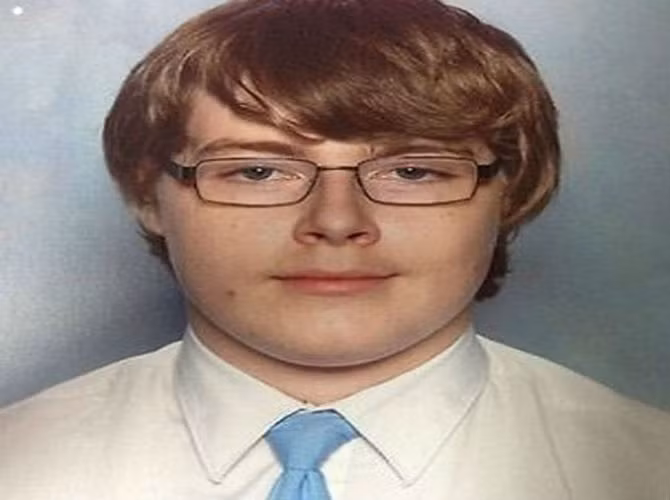 Matthew Allen đã sống sót thần kỳ sau 9 tuần sống trong rừng rậm ở Australia trong đợt nắng nóng kỷ lục mà không có thức ăn, nước uống...