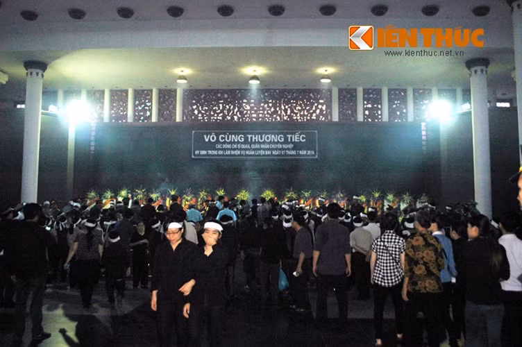 Vụ tai nạn khiến 16 chiến sĩ hy sinh tại hiện trường. 5 chiến sĩ chuyển đến Viện Bỏng quốc gia cấp cứu, nhưng 4 người đã tử vong sau đó. Hiện còn duy nhất thượng úy Đinh Văn Dương sống sót.