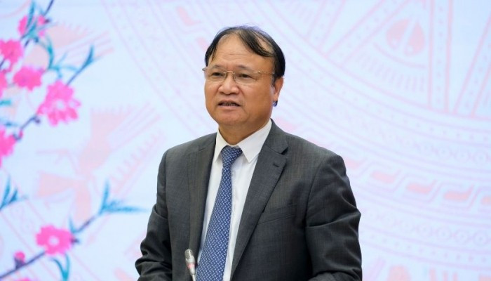  Thứ trưởng Bộ Công Thương Đỗ Thắng Hải: Cơ quan An ninh điều tra Bộ Công an khởi tố bị can, lệnh bắt bị can để tạm giam và lệnh khám xét đối với ông Đỗ Thắng Hải, Thứ trưởng Bộ Công Thương về tội Nhận hối lộ. Đây là kết quả của quá trình điều tra vụ án Vi phạm quy định về quản lý sử dụng tài sản nhà nước gây thất thoát, lãng phí; thiếu trách nhiệm gây hậu quả nghiêm trọng; đưa hối lộ; nhận hối lộ; lợi dụng chức vụ, quyền hạn gây ảnh hưởng đối với người khác để trục lợi xảy ra tại Công ty TNHH Thương mại vận tải và du lịch Xuyên Việt Oil và một số cơ quan, tổ chức liên quan.