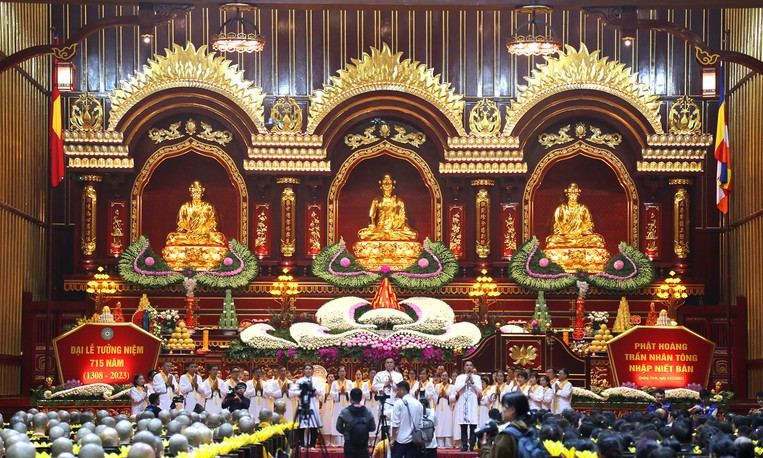 Yên Tử - điểm đến lý tưởng dịp nghỉ lễ Tết dương lịch 2024 - Hình 2 Yen Tu - diem den ly tuong dip nghi le Tet duong lich 2024-Hinh-2