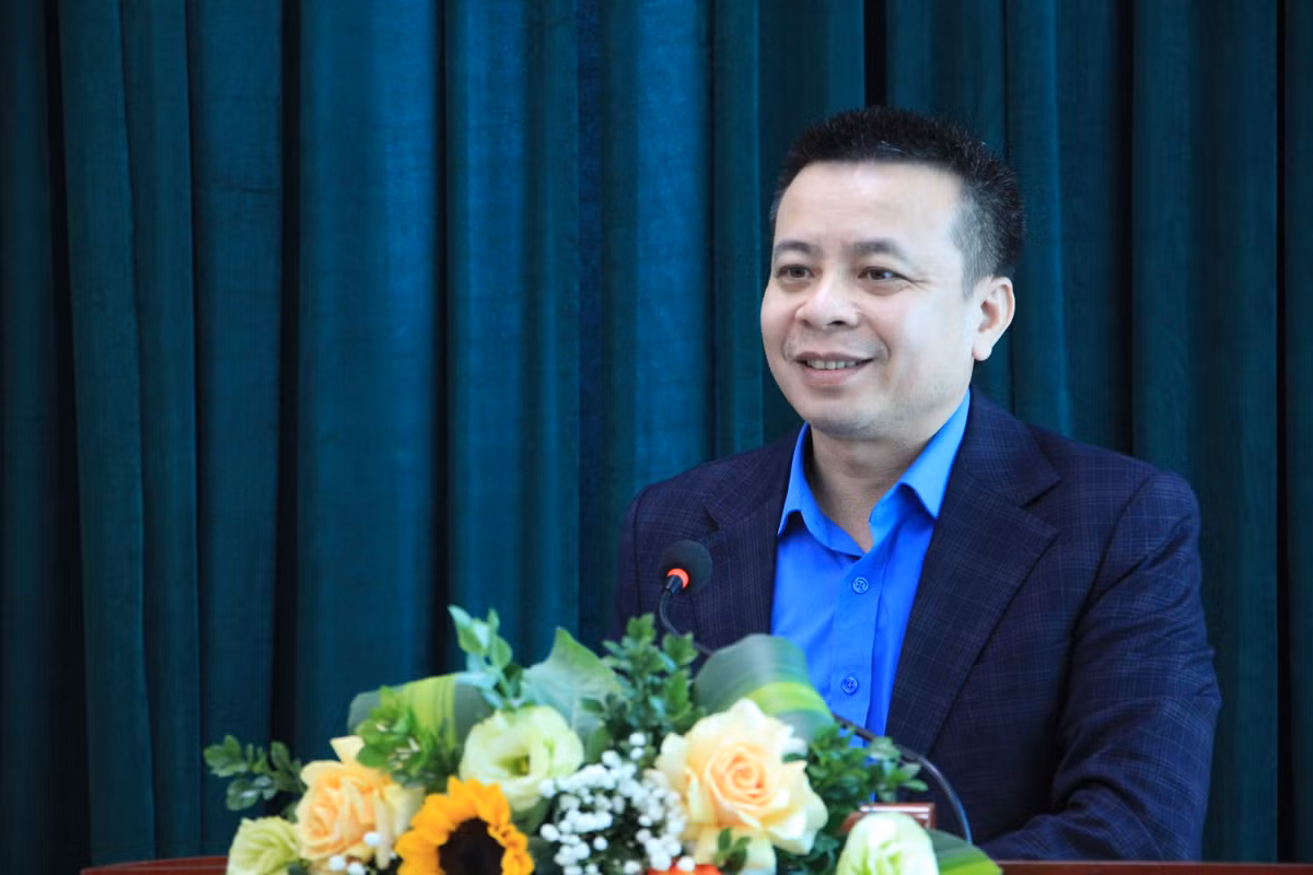 Nang cao chat luong cong tac Dang doi voi doi ngu tri thuc-Hinh-5