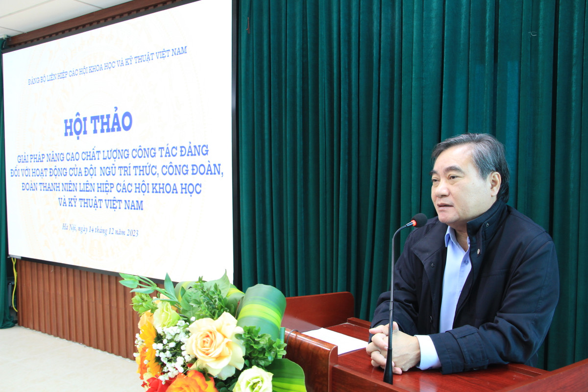 Nang cao chat luong cong tac Dang doi voi doi ngu tri thuc