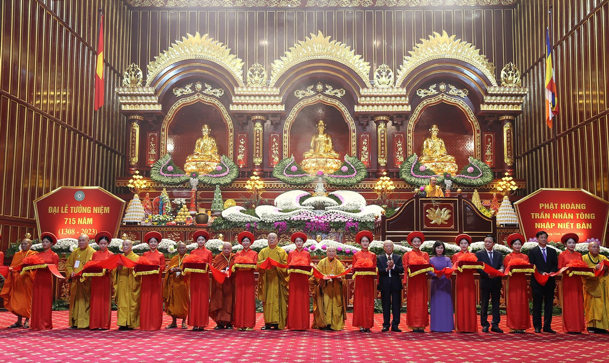 Khanh thanh cung Truc Lam Yen Tu tri gia 200 ty dong