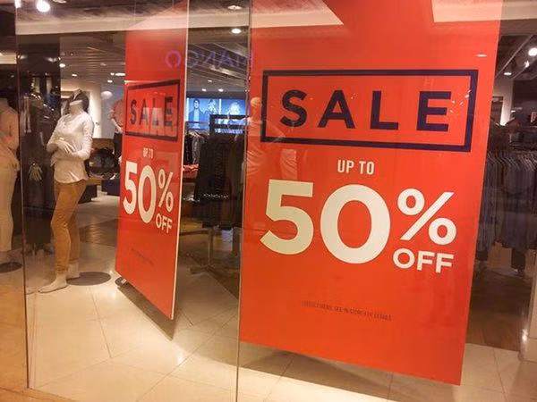 7 thu nguoi giau khong bao gio bo tien mua