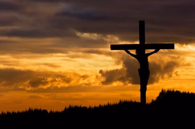 Đóng đinh vào giá chữ thập vẫn là một hình thức tử hình chính thức ở Sudan.