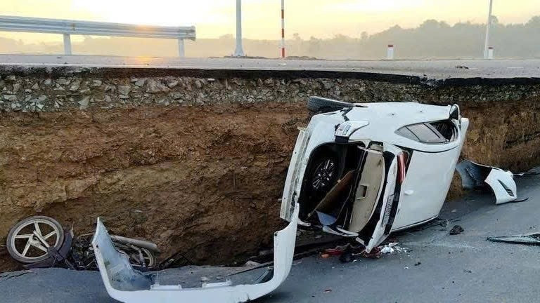 Sut lun duong dan len cau Hoa Binh, nhieu o to, xe may bi 