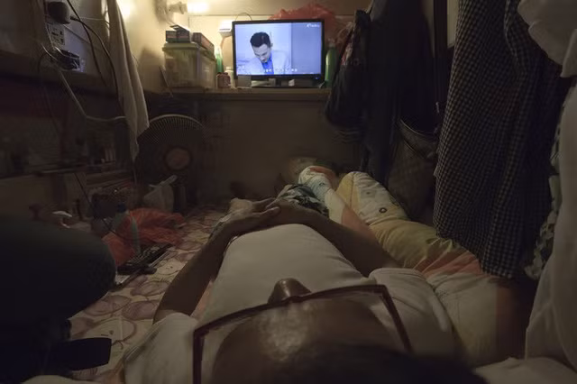 Ben trong nhung can ho 