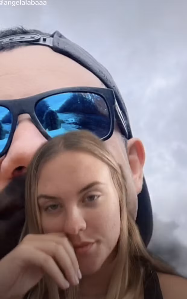 Phat hien ban trai ngoai tinh qua buc anh selfie trong ky nghi le