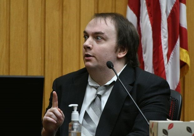 Nghich tu giet cha me roi phi tang xac de chiem doat 11 ty Dong