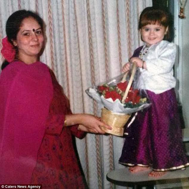 Tung bi goi “quai vat” luc nho, co gai lon len bat ngo “lot xac”-Hinh-3