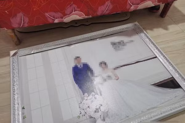 Dem tan hon vo khong chiu dong phong, ly do khien chong soc nang