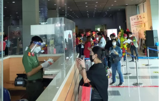 Thu tuong Pham Minh Chinh: Chu dong ung pho bien the Omicron