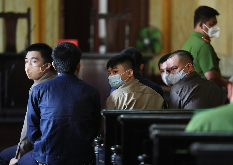 Nu doanh nhan phan bac cao buoc truy sat Quan “xa lo“-Hinh-2