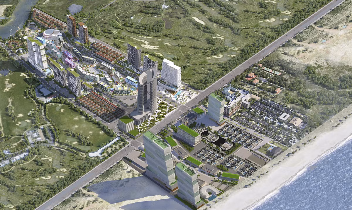 Dự án Cocobay Đà Nẵng được khởi công vào giữa năm 2016, chia thành nhiều giai đoạn đầu tư. Tổng diện tích dự án khoảng 31 ha, bao gồn nhiều loại hình bất động sản như biệt thự, căn hộ nghỉ dưỡng, condotel và tiện ích như rung tâm hội nghị, phòng chăm sóc sức khỏe, nhà hàng, khu vui chơi giải trí...