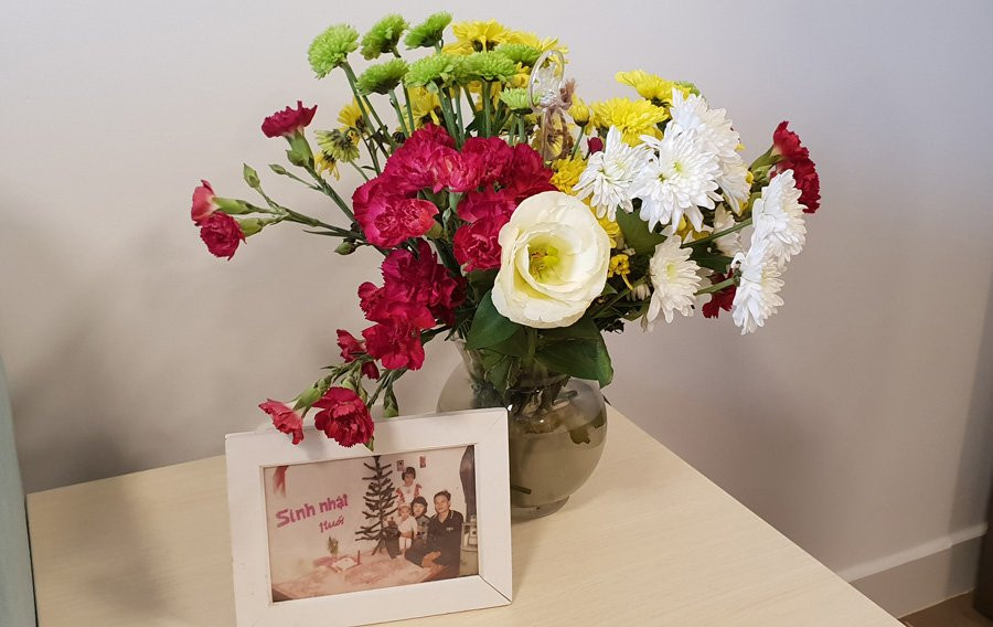 Đại Dương còn độc thân nên đồ đạc trong nhà khá nhỏ gọn, đều do anh lựa chọn mang về.