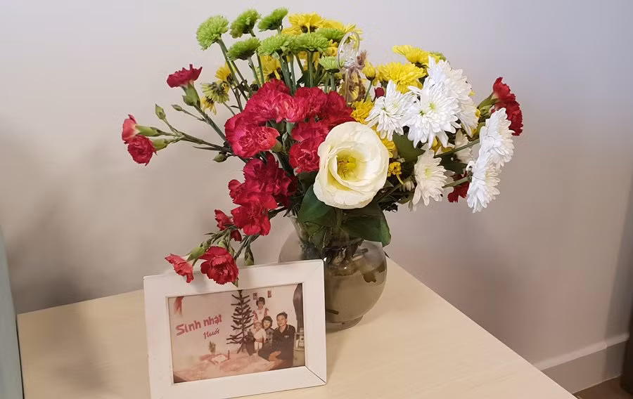 Đại Dương còn độc thân nên đồ đạc trong nhà khá nhỏ gọn, đều do anh lựa chọn mang về.