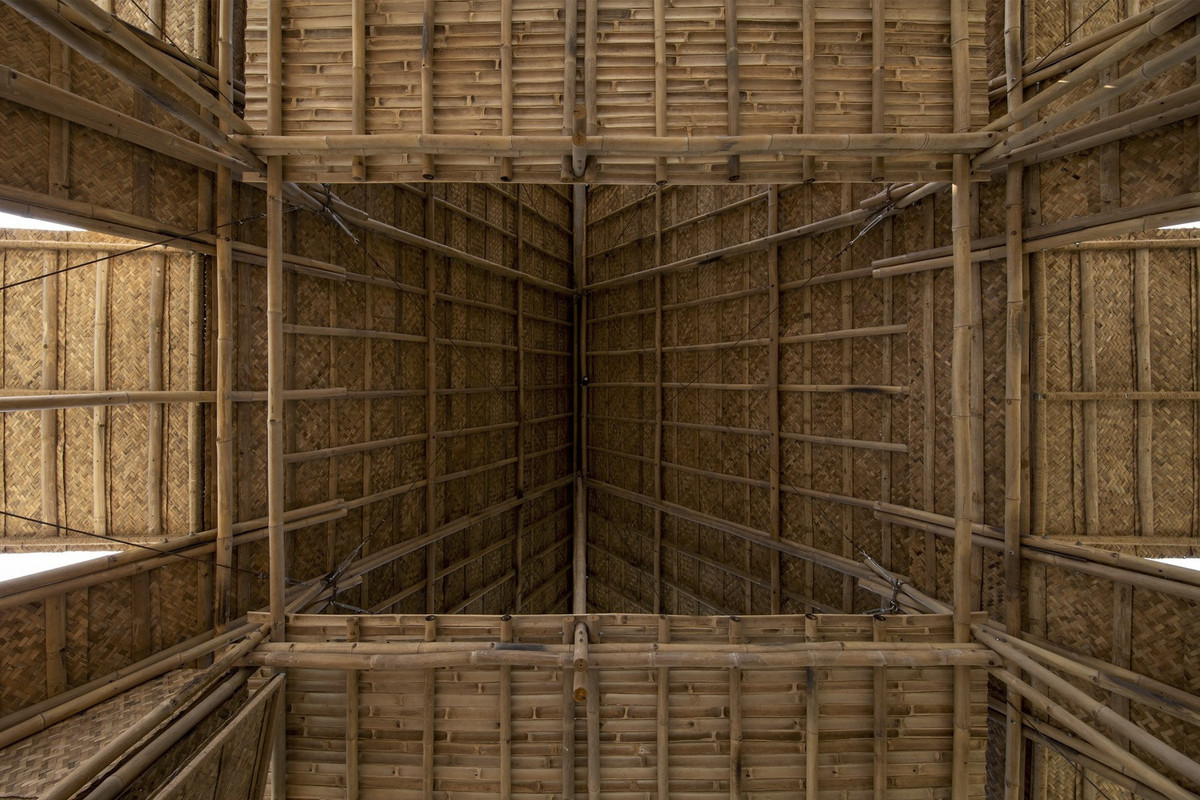 Nhà có diện tích 6x6m, tầng 2 có thể mở rộng để tăng thêm không gian.