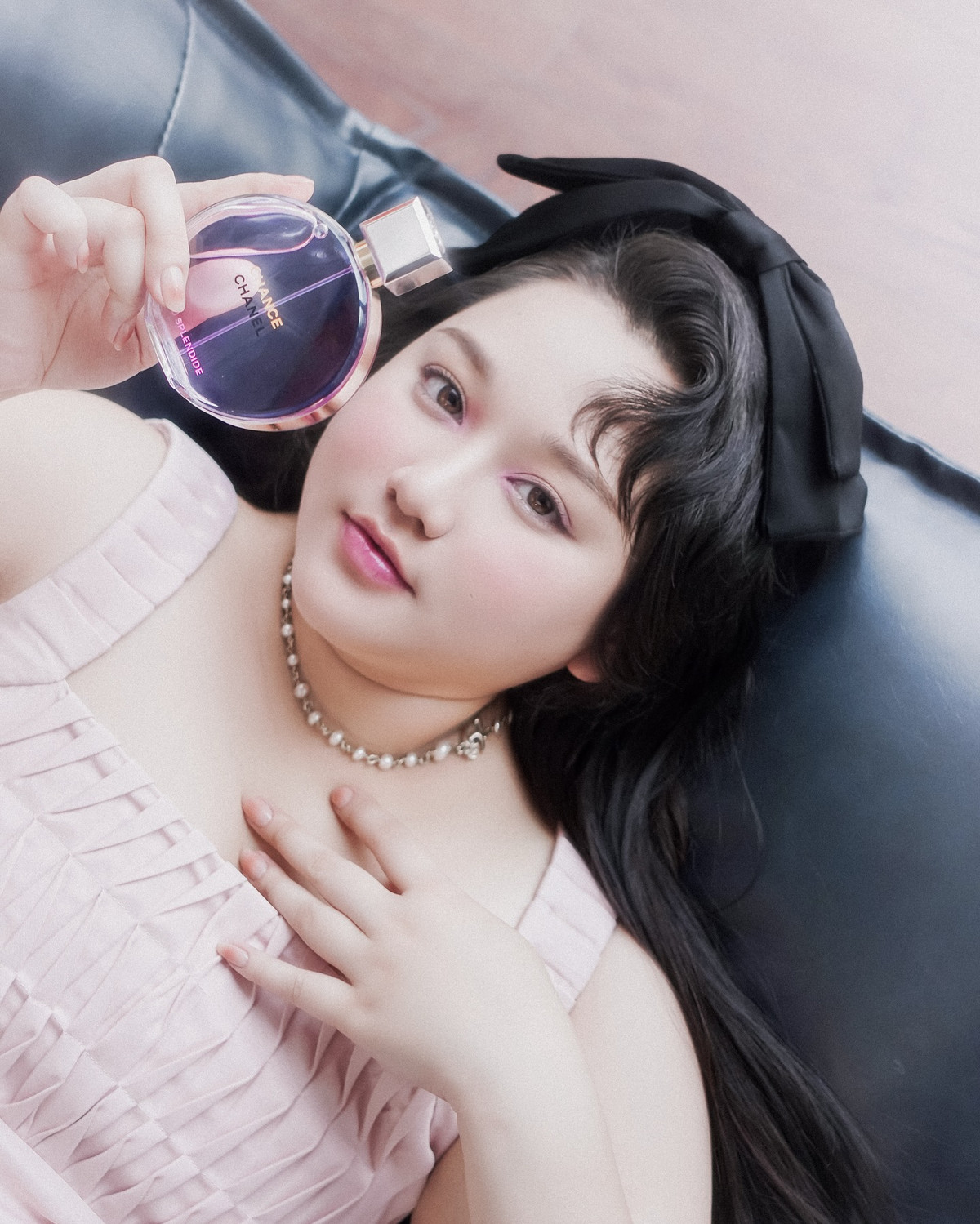 Dù không theo đúng hình mẫu “mình hạc xương mai” thường thấy ở các nữ nghệ sĩ, Trúc Anh vẫn tỏa sáng theo cách rất riêng.