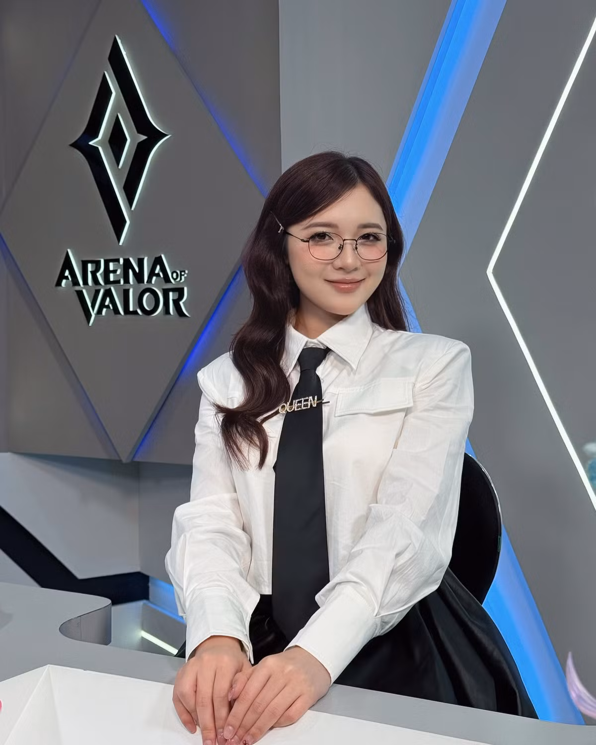 Cư dân mạng dành “cơn mưa lời khen” cho thần thái cùng thân hình gợi cảm không góc chết của Phương Thảo.