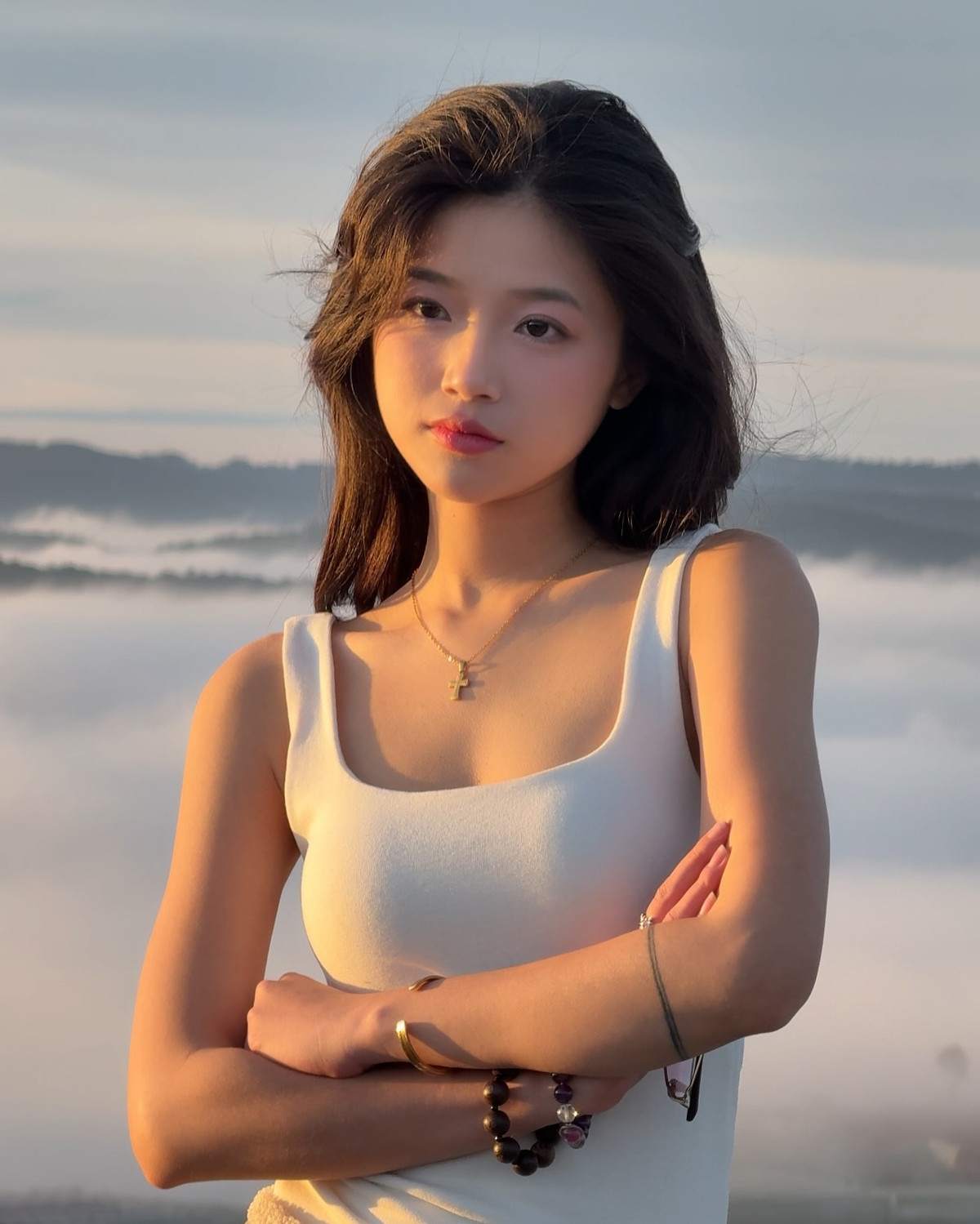 Thậm chí cô nàng còn từng được nhiều báo Trung ca ngợi về nhan sắc.