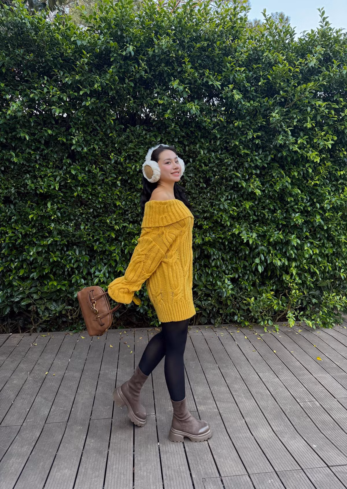 Minh Thư hiện tại có cuộc sống viên mãn bên cạnh gia đình.