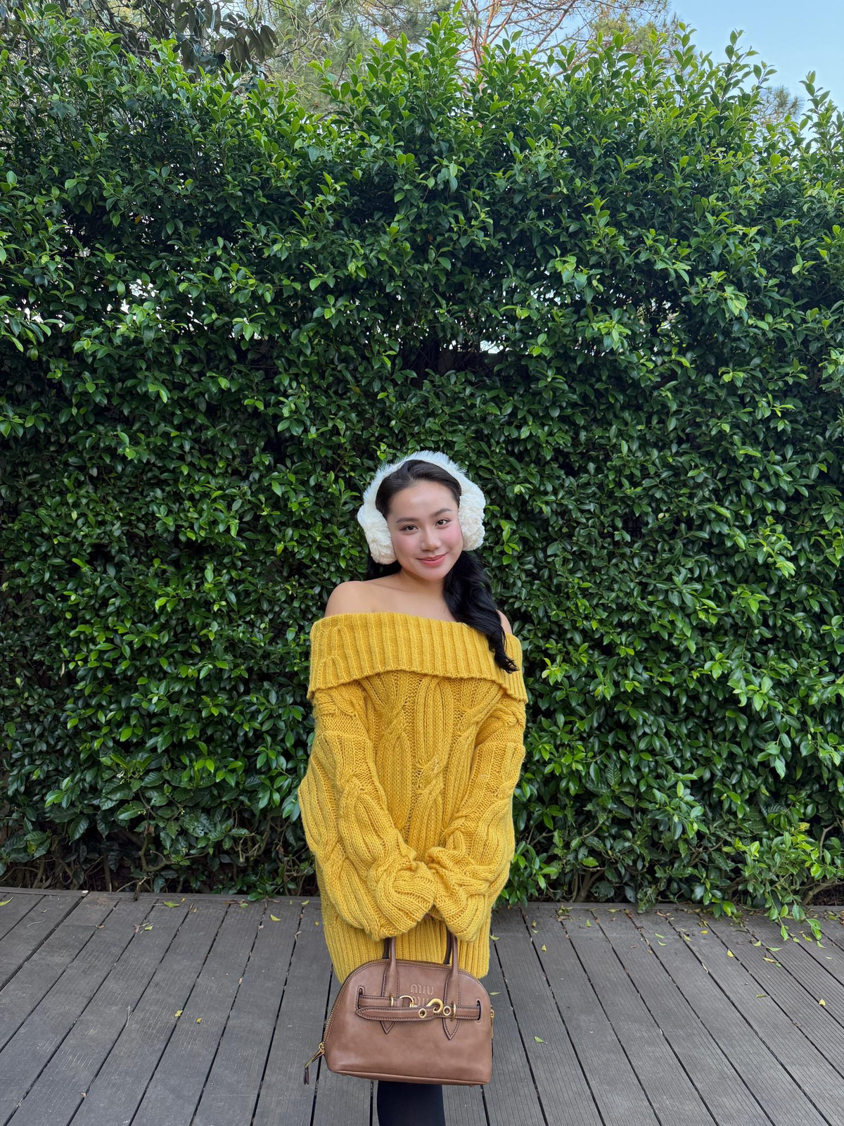 Minh Thư tiếp tục theo đuổi công việc kinh doanh vàng bạc cùng gia đình tại Đồng Tháp, không tham gia vào các hoạt động giải trí hay truyền thông.