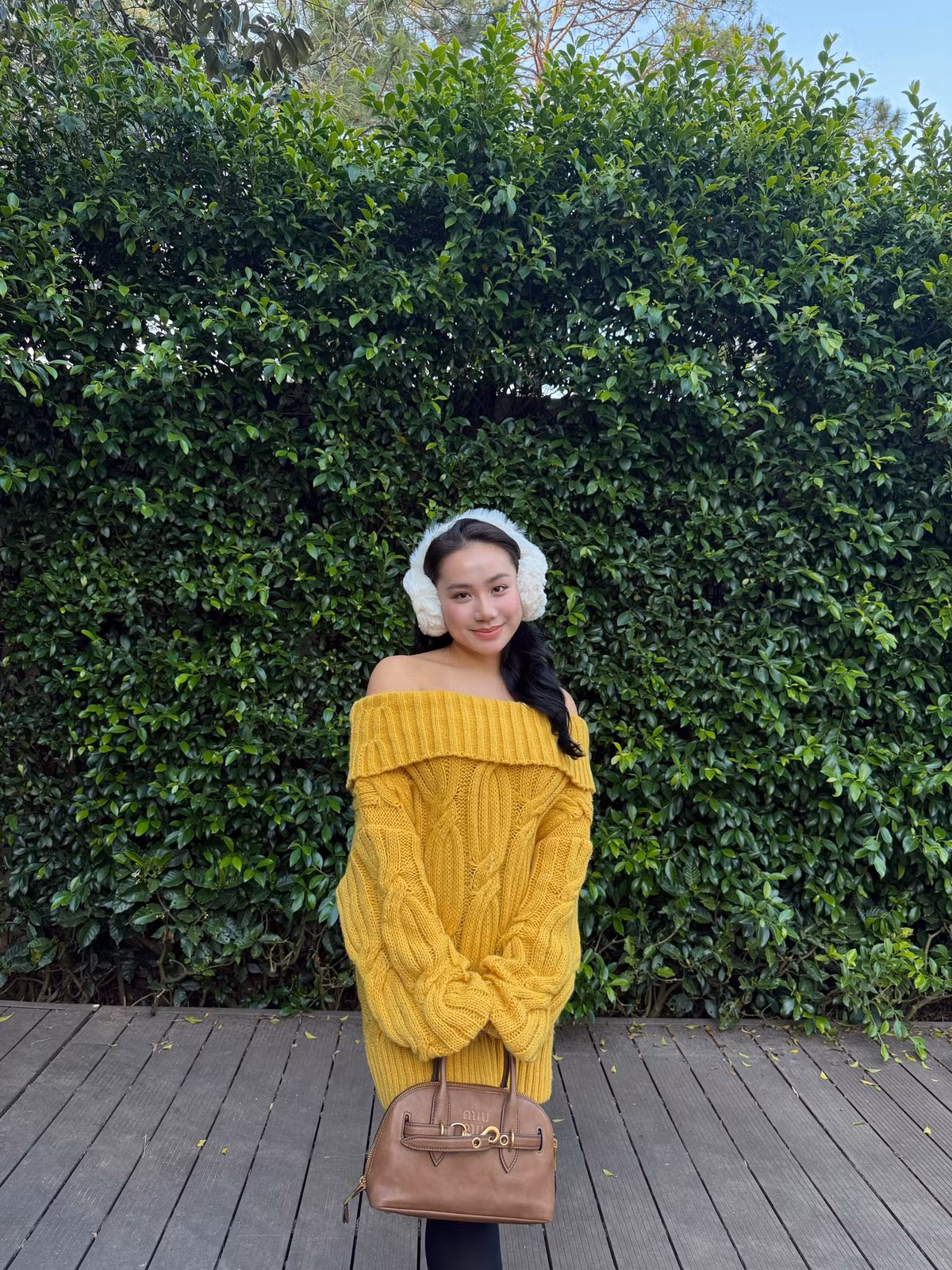 Minh Thư tiếp tục theo đuổi công việc kinh doanh vàng bạc cùng gia đình tại Đồng Tháp, không tham gia vào các hoạt động giải trí hay truyền thông.