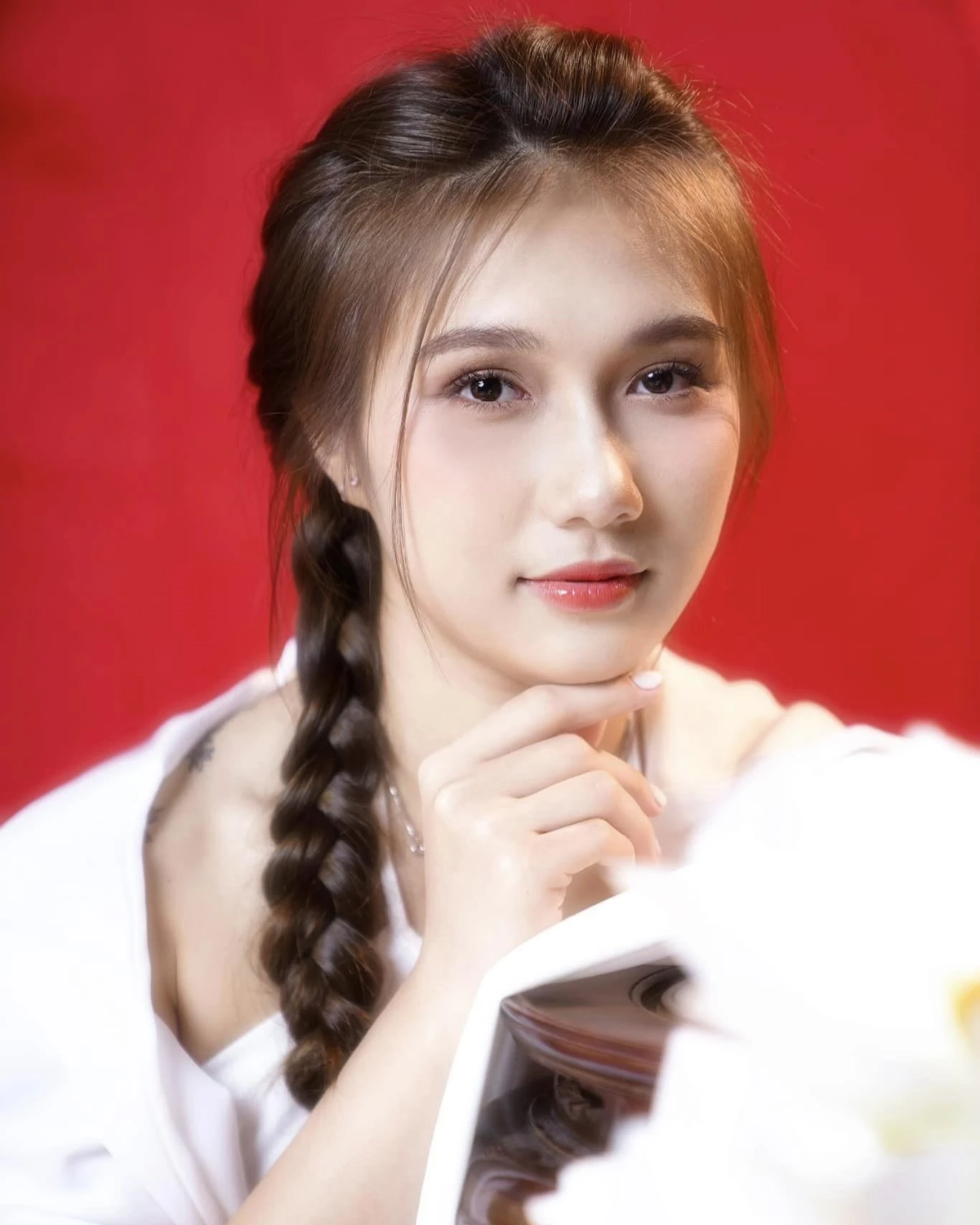 Những hình ảnh và thông tin về cô nàng cũng nhanh chóng được chia sẻ trên nhiều hội nhóm yêu mến bóng chuyền.