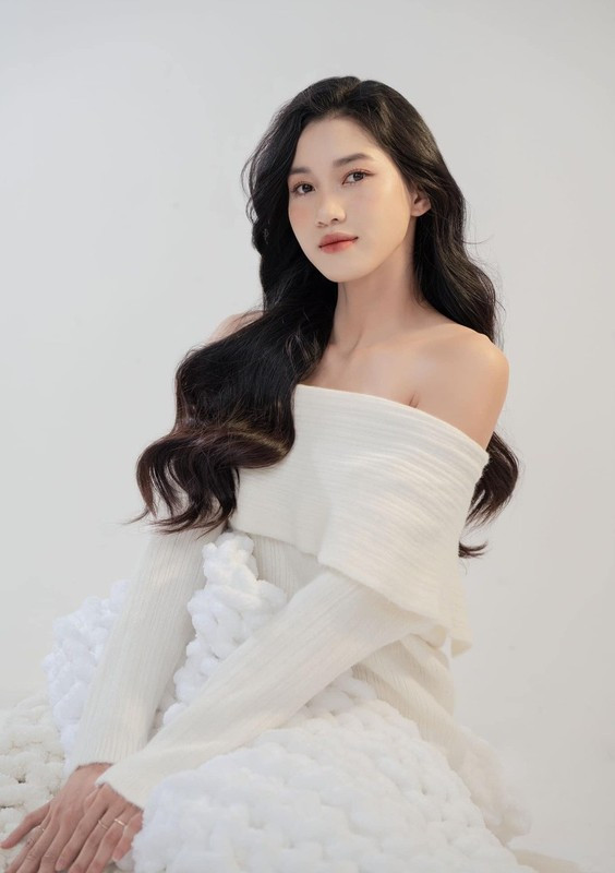 Cô có chiều cao 1m76, thậm chí nhiều người còn cho rằng nếu đi thi hoa hậu thì cô gái này chắc chắn đoạt giải cao.